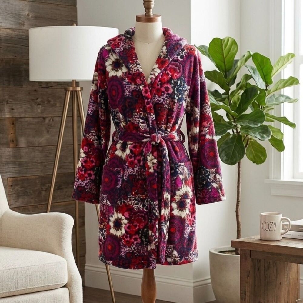 Vera Bradley Plush Fleece Hooded Robe S/M Cozy Floral Belted Wrap Pockets